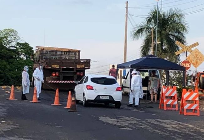 É instalado a Barreira Sanitária na entrada da cidade nos finais de semana