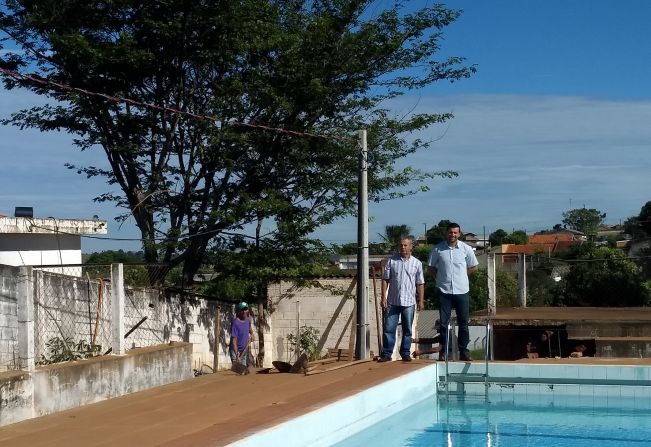 ADMINISTRAÇÃO JOÃO ARRUDA REFORMA PISCINA MUNICIPAL