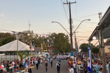 Foto - DESFILE CÍVICO 2025